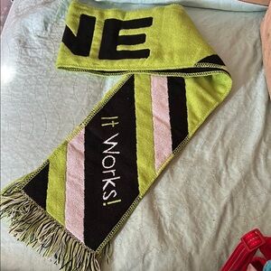 Green and Black 'It Works!' Scarf